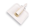 Balayette et pelle, VERO 8452. Balayette blanche avec fibres synthétiques PPN et pelle en métal, largeur 25,5 cm avec poignée courte